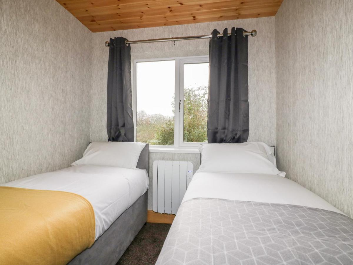 Lodge Two Truro Buitenkant foto